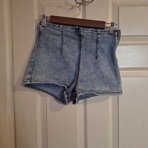 Delia's jean shorts size 7